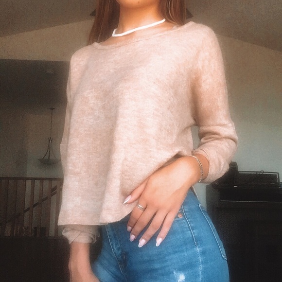 orange cream coloured sweater - Picture 2 of 2